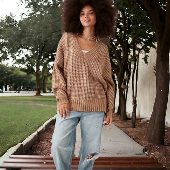 NWT - AMERICAN EAGLE Whoa So Cozy Waffle Sweater - Size M - Picture 2 of 7